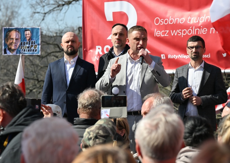 „Tato, co zrobiłeś, żebym nie żyła w tym piekle?” Protest w Zgorzelcu przeciwko nielegalnej imigracji