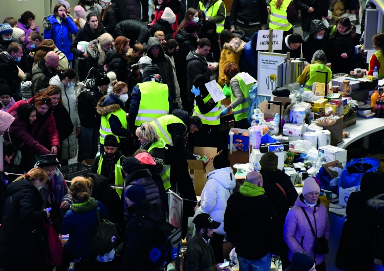 Solidarity with a capital 'S' did not arise from social vacuum.