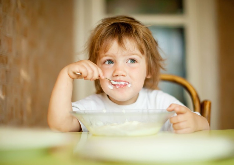 GIS wydał komunikat: naczynia dla dzieci z Pepco zawierają toksyczną substancję