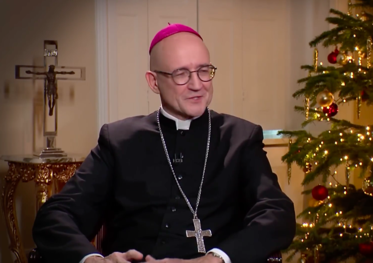 Abp Galbas zaprasza młodzież do udziału w synodzie