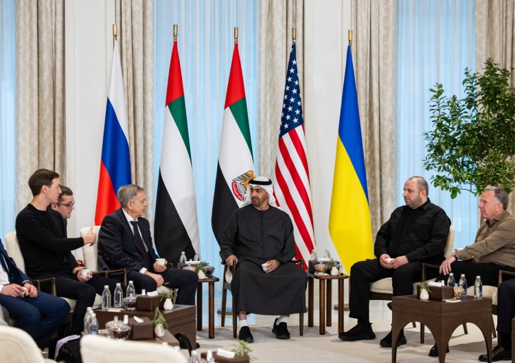 Rozmowy pokojowe w Abu Zabi. Zełenski zabiera głos